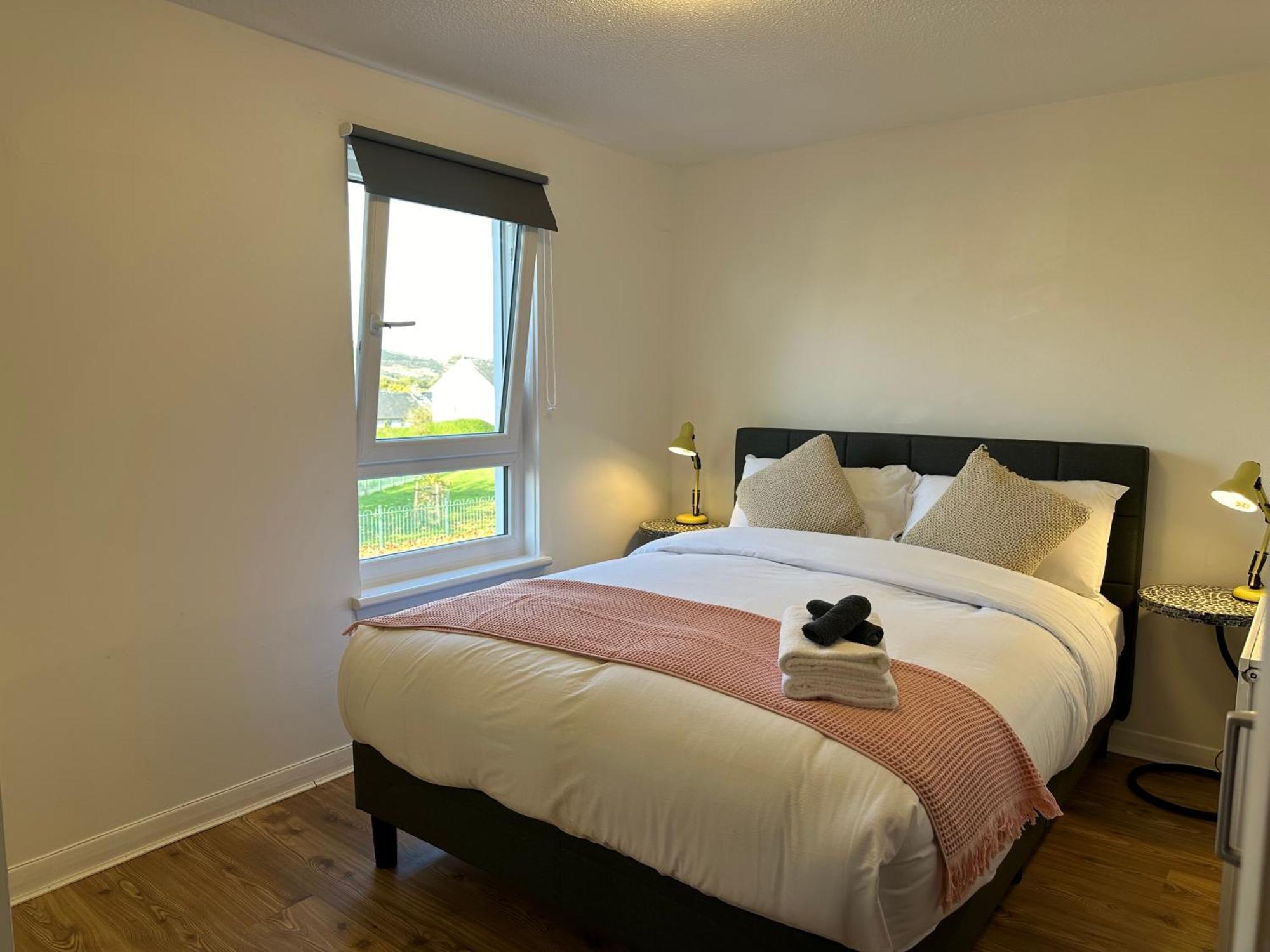 Cozy 2 Bedrooms With Private Parking Space And Garden Appartement Édimbourg