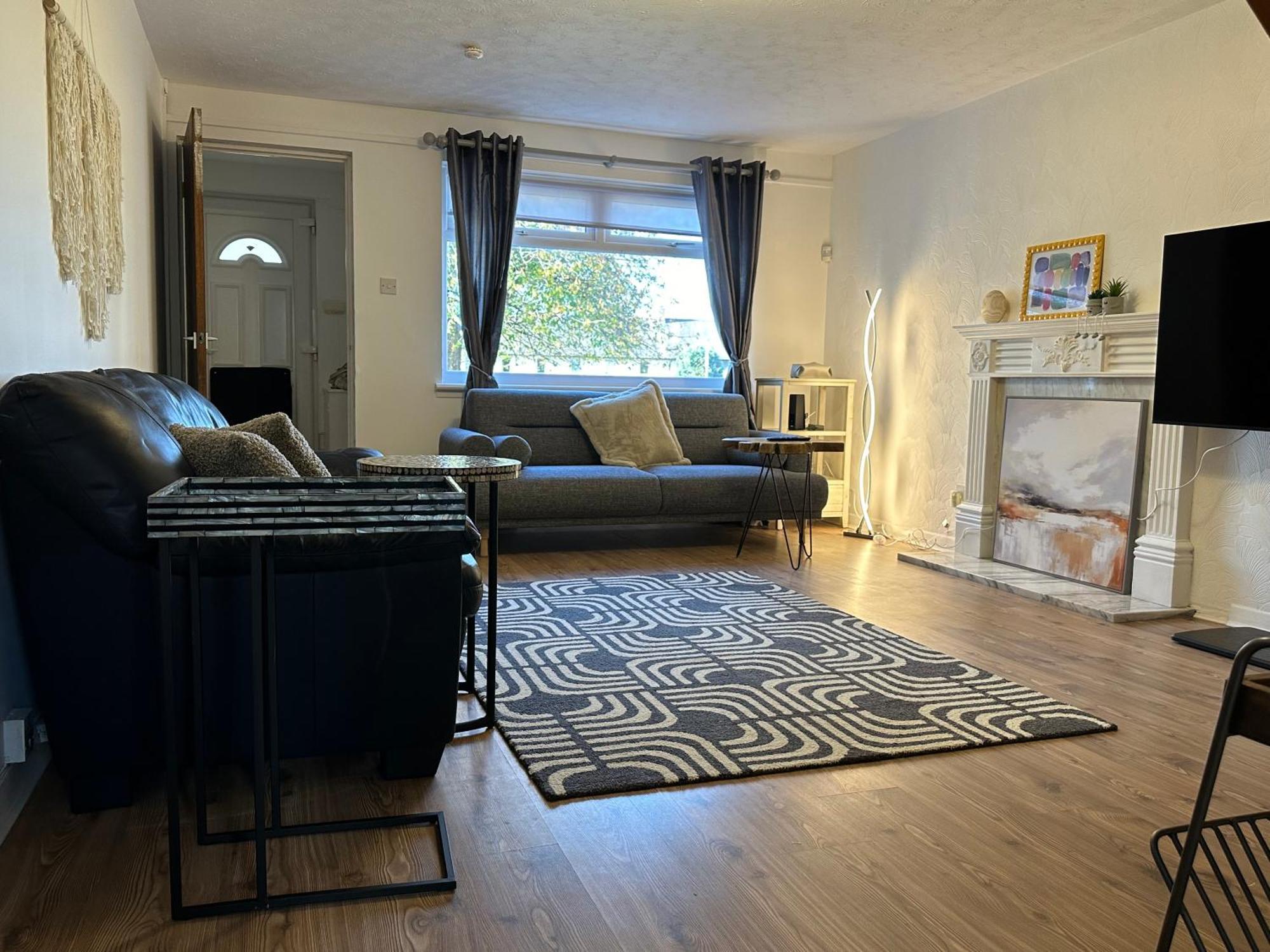 Cozy 2 Bedrooms With Private Parking Space And Garden Appartement